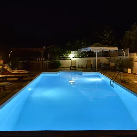 Evi * Porto Heli